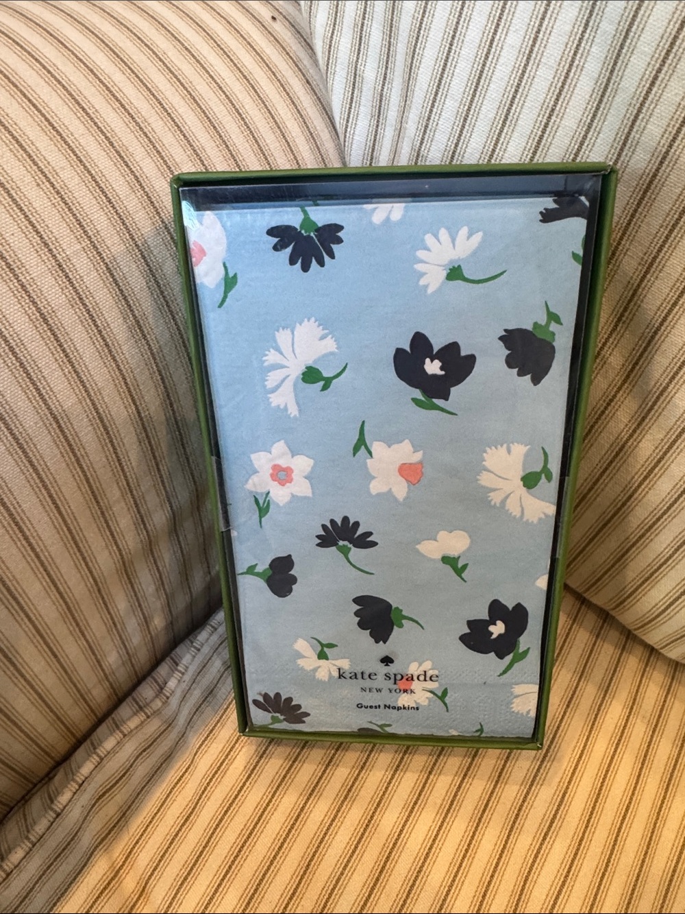 Kate spade floral waltz guest napkin set of 40’NIP